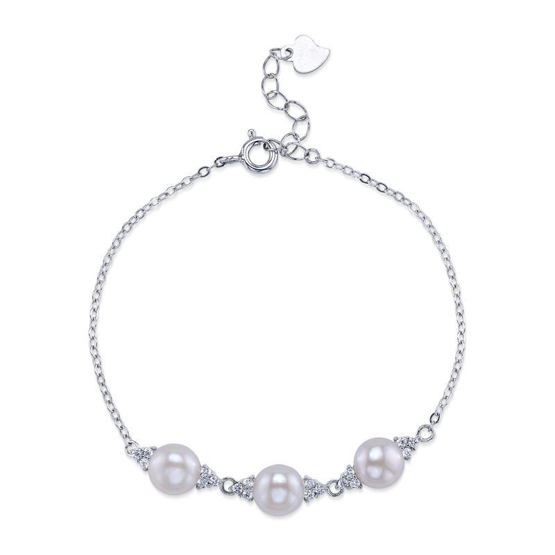 White Freshwater Pearl Rory Bracelet